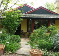 Poppies - Dalby Accommodation