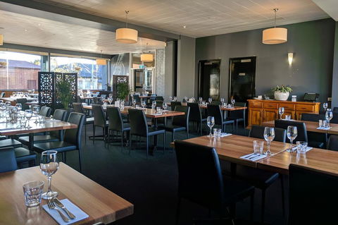 Prince Of Wales Hotel - Dalby Accommodation 1