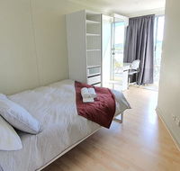 Private modern room - Plaza Building- in City Centre - Dalby Accommodation