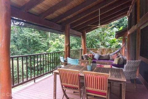 Private Rainforest Retreat With Lagoon Style Pool - Dalby Accommodation 3