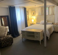 Private room downstairs area - Dalby Accommodation