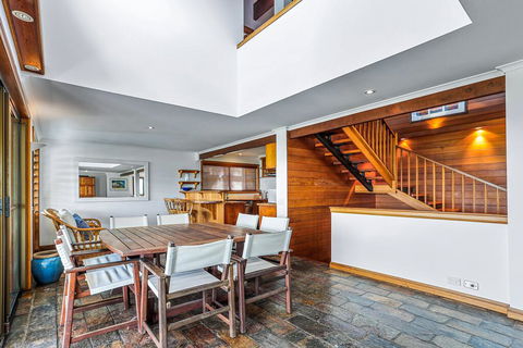 Private Tropical Oasis, Marcus Beach - Dalby Accommodation 3