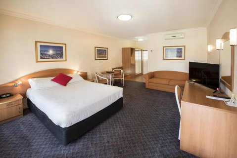 Quality Inn Penrith Sydney - Dalby Accommodation 2