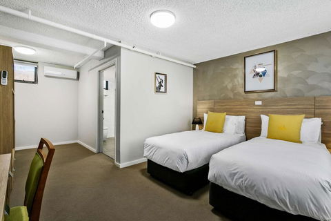 Quality Inn Sunshine Haberfield - Dalby Accommodation 2