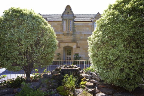 Quest Trinity House - Dalby Accommodation 0