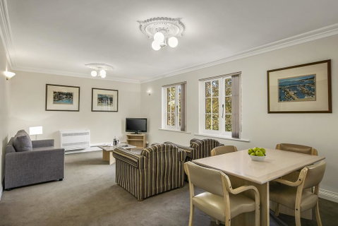 Quest Trinity House - Dalby Accommodation 1