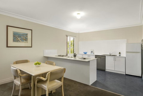 Quest Trinity House - Dalby Accommodation 2