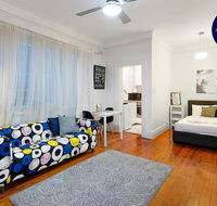 Quiet Art Deco - Cafe Central - Dalby Accommodation