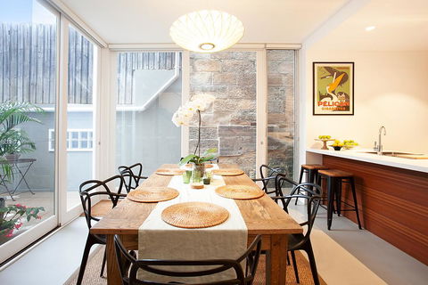 Quiet Family Home With Garden Courtyard Near Cafes - Dalby Accommodation 1