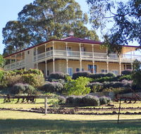 R on the Downs BnB  Cottages - Dalby Accommodation