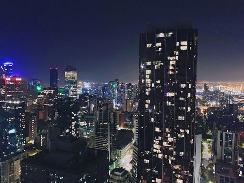 R&K Luxury Apartment Fantastic Skyline View CBD Parking&Free Tram Heart Of Melbourne - Dalby Accommodation 0