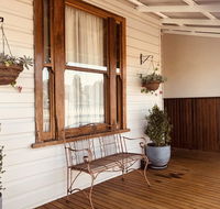 Railway Cottage - Dalby Accommodation