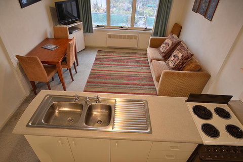 Razorback 9 - Dalby Accommodation 2