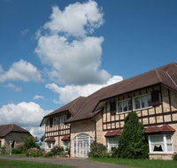 Razorback Holiday house with Incredible Views - Dalby Accommodation
