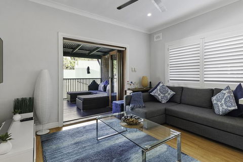 Rent Two Beach Units As One - Stay With Family - Dalby Accommodation 2