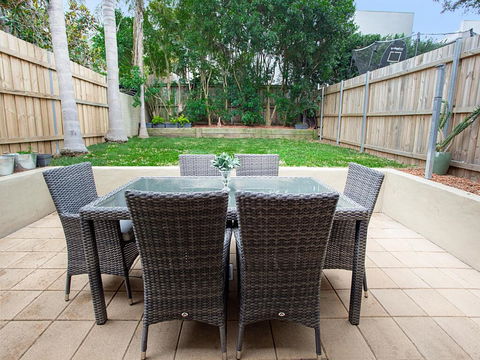 RIPPLES-hosted By:L'Abode Accommodation - Dalby Accommodation 1