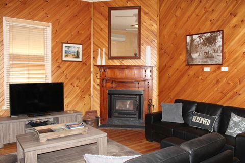 Riverleigh - Dalby Accommodation 2