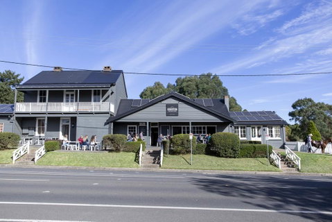 Robertson Public House And Kitchen - Dalby Accommodation 0