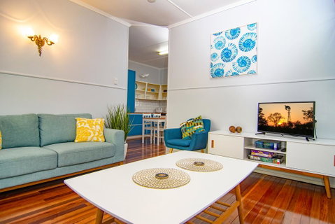Robins Nest - Dalby Accommodation 0