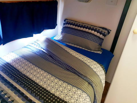 Rocks Retreat Cabin - Seal - Dalby Accommodation 2