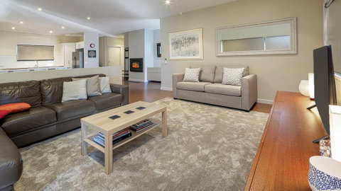 Rocky Cottage - Dalby Accommodation 1