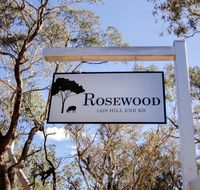 Rosewood Cottage - Dalby Accommodation