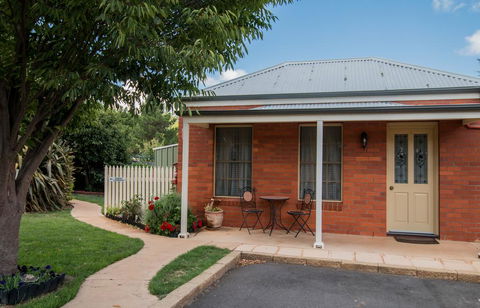 Ross Motel - Dalby Accommodation 0
