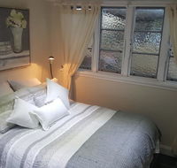 Rosslyn Cottages - Dalby Accommodation