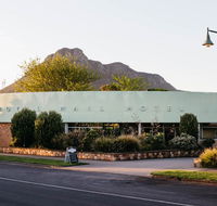 Royal Mail Hotel - Dalby Accommodation