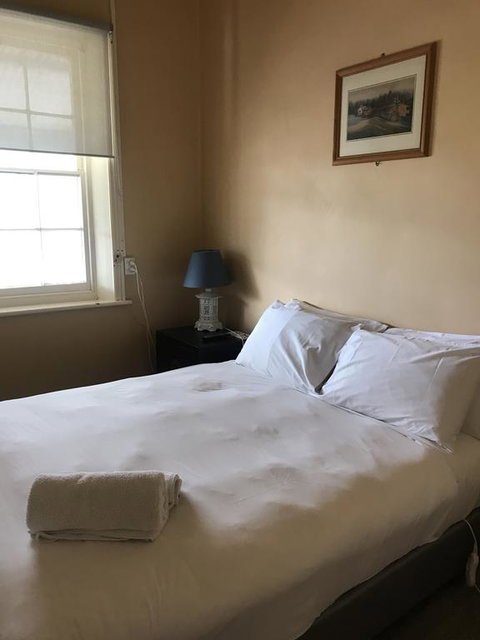 Royal Mail Hotel Kingston - Dalby Accommodation 3
