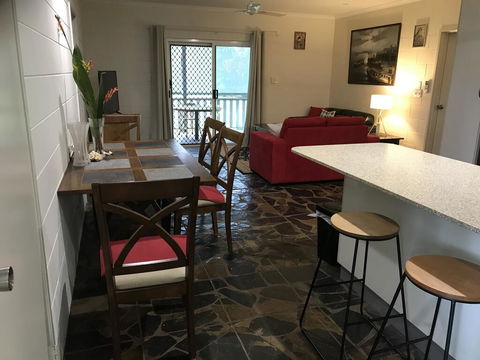Royal Palm Cottage, Entire Two Bedroom 2 Bathroom House With Pool - Dalby Accommodation 1