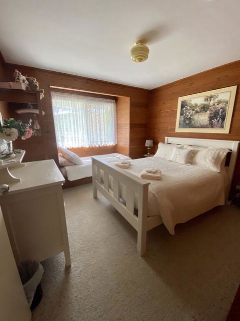 Sabos On Severn - Dalby Accommodation 3