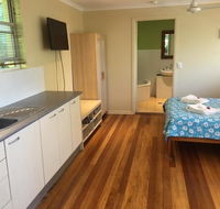 Safety Beach Ocean Bungalows - Dalby Accommodation