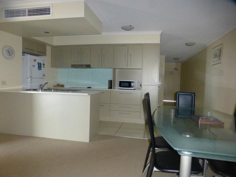 Salt On Kings Apartments - Dalby Accommodation 3