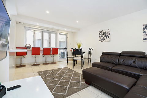 Sandhurst, Unit 2 - Dalby Accommodation 1