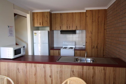 Sapphire Court - Dalby Accommodation 1