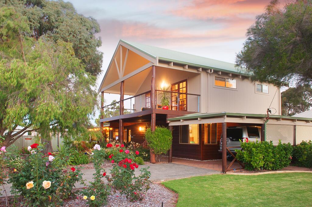 Dunsborough WA Dalby Accommodation