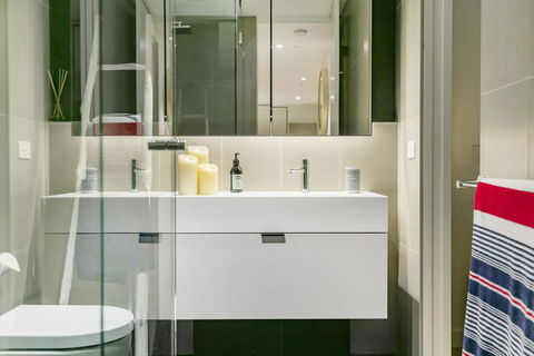 SEA TEMPLE - MORNINGTON - Dalby Accommodation 2