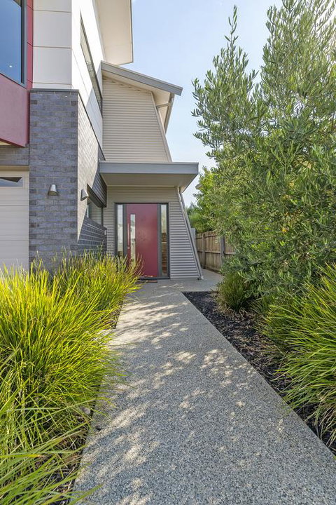 Sea View: Luxury Beachfront - Dalby Accommodation 3