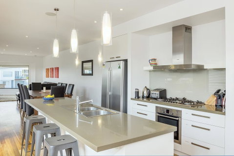 Sea View: Luxury Beachfront - Dalby Accommodation 2