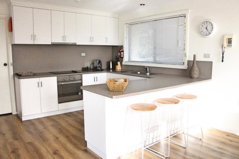 SEAHOUSE - Dalby Accommodation 2