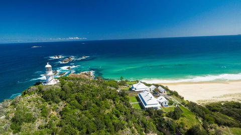 Seal Rocks Lighthouse Cottages - Dalby Accommodation 1
