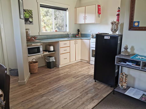 SEASAND HIDEAWAY - Dalby Accommodation 2