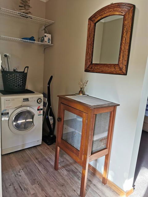SEASAND HIDEAWAY - Dalby Accommodation 3