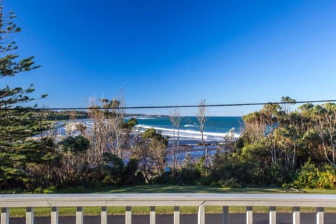Seaside Beach House 25 Seaside Pde - Dalby Accommodation 1