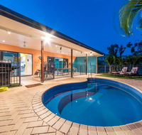 Seaside Hideaway- Hideaway Bay - Dalby Accommodation