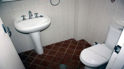Seaspray 2 - Pebbly Beach - Dalby Accommodation 3