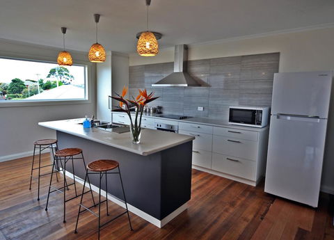Seaview House Ulverstone - Dalby Accommodation 0