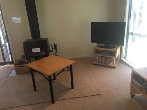 Self Isolate Sunken Spa, Quiet 1 BR Cottage In Otway Ranges - Dalby Accommodation 2