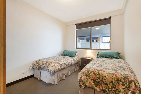 Sheridan Court On Wagonga - Dalby Accommodation 1